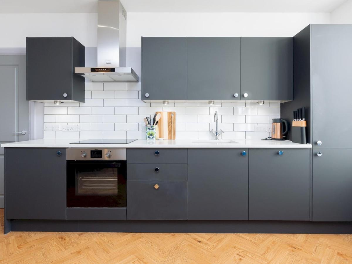 Pass The Keys Stunning 2 Bed Retreat In The Heart Of Bath Lägenhet Exteriör bild