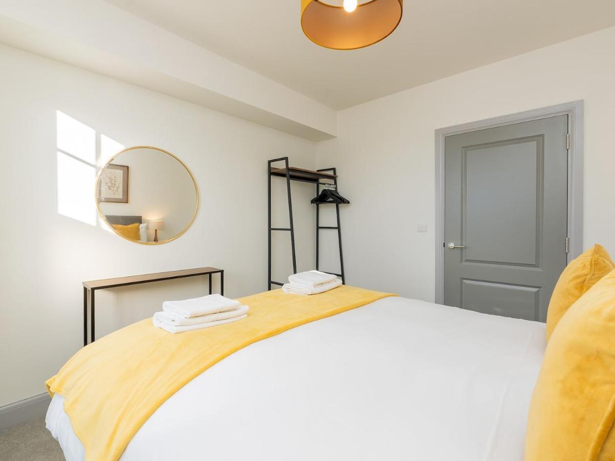 Pass The Keys Stunning 2 Bed Retreat In The Heart Of Bath Lägenhet Exteriör bild